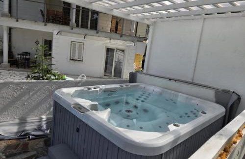 Apartment für 4 Personen mit Jacuzzi und Pool - Foto 22