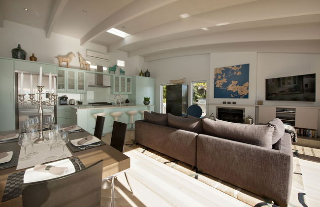 Cloud 9 Luxury Villa - Photo 7