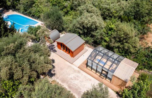 Apanema Mindfulness Villas Resort with Fast WiFi, Pool, Sauna, Massage - Photo 27