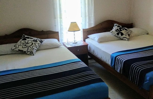 Windsor Forest Bungalow - Photo 4