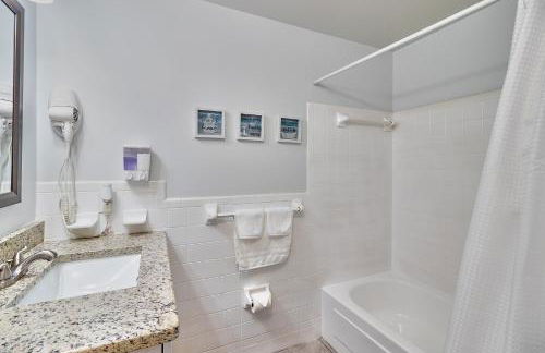 4-Bedroom Comfort Ybor City, Close to Everything - Foto 19