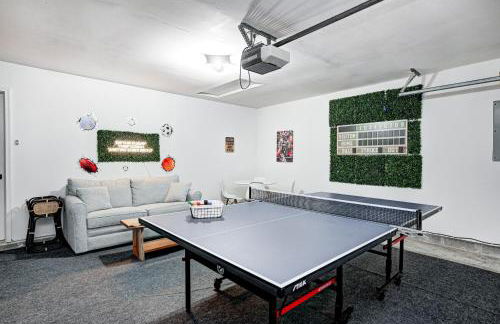 5 min to Grand Park, 1Level, Stocked Kitchen, King Bed, GameRm, Firepit, BBQ, Pet Friendly - Foto 27