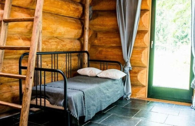 Spacious Holiday Home With Internet - Photo 2