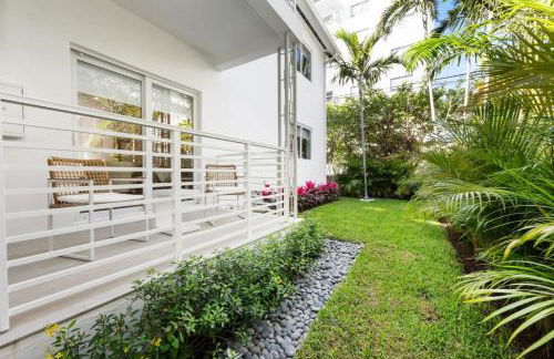 Lux Designer Apt 2BR and 2BA in the Heart of MIA Beach - Foto 21