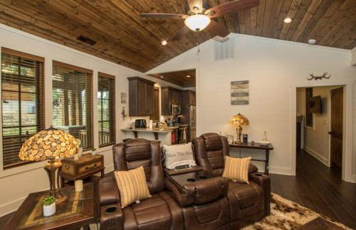 NEW FOREST COTTAGE W/GRILL & DECK:HIKE, FISH, GOLF - Foto 12