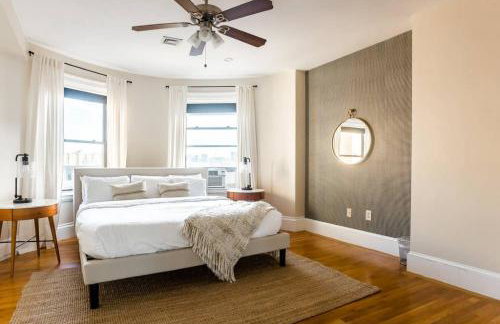 Luxury 4BR 3BA in Fenway w Epic Roof Deck - Foto 20