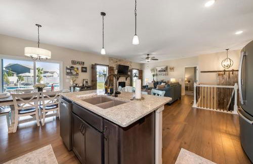 Spacious Country Farmhouse Retreat, Sleeps 16, Pool, Movie Room - Foto 34