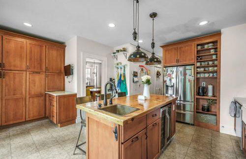 Elegant Montclair 5BR Near NYC & MetLife World Cup - Foto 12