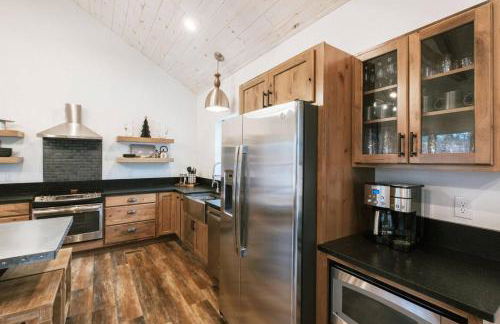 Hot-Tub Wifi Fireplace - Honeysuckle Bridge - Foto 19