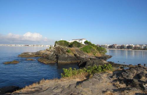 Cabo Frio Aluguel de Temporada Apartamento Inteiro Praia do Forte Centro Ótimo para famílias de até 6 pessoas - Foto 45