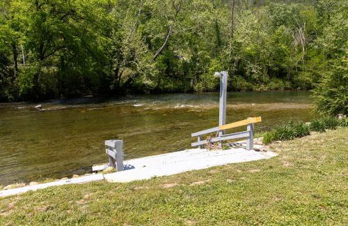 Riverfront Retreat - Foto 17