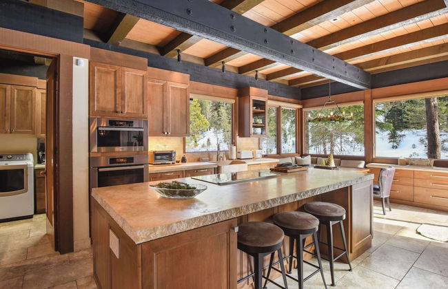 Joy on the River Stunning Waterfront Home for 10 - Foto 18