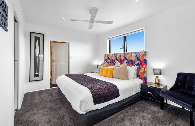 Orewa Beachcomber - Photo 26