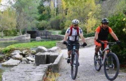 Vue panoramique sur le château,montagne et grottes - Foto 59