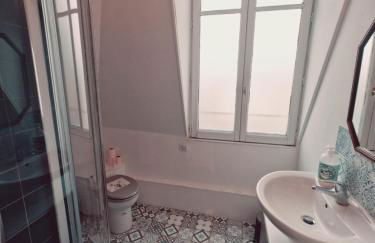 Location saisonnière, meublée, appartement type studio à Sèvres - Foto 2