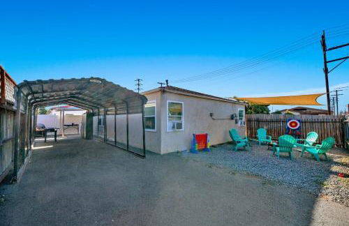 Close to Downtown! Private Yard, Fire Pit,Games - Photo 9