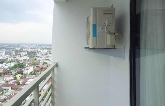 Comfy And Nice Studio At 27Th Floor De Prima Apartment - Photo 16