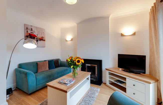 Base Serviced Apartments - The Docks - Photo 28