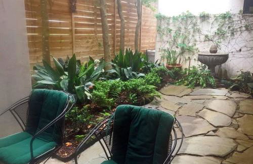 Artist's Library with a Private Swimming Pool - Foto 18