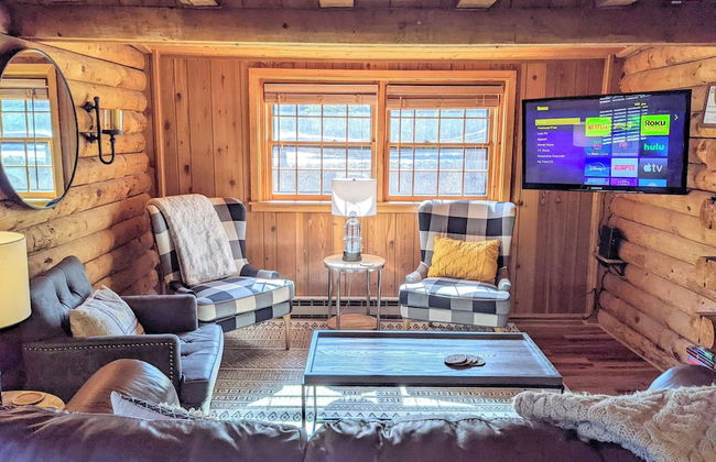 Hickory Cabin by Avantstay Firepit, Hot Tub, Game Room, Great Location - Foto 7