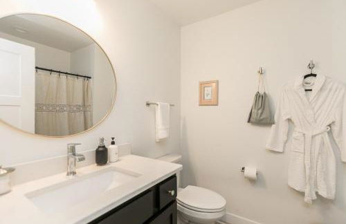 Burnett Cottage - OG - Photo 37