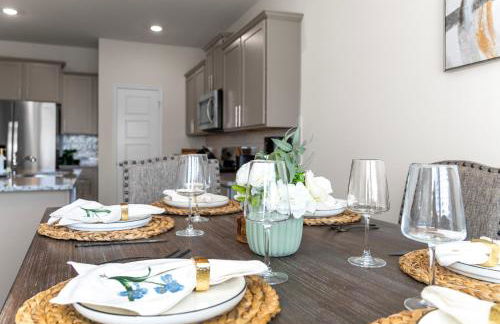 Luxurious 4-Bed Home with Pool Table & Nearby Pool - Foto 19