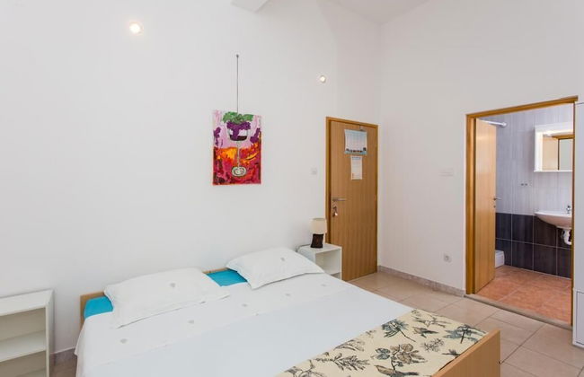 Apartments Bezek - Photo 4