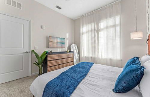 Riviere 2BR Apartment Pet Friendly Oasis Sleeps 6 Close to Epic Universe Pool & Gym - Foto 25