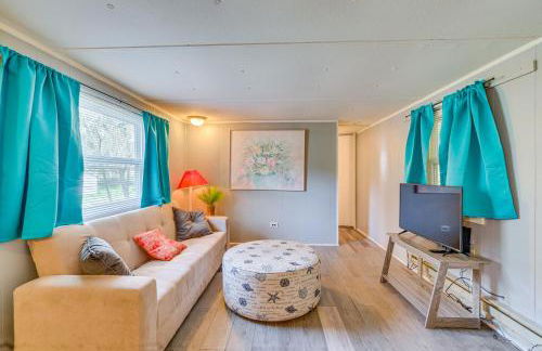 5 Mi to Golf Charming Hernando Home with Deck - Photo 2