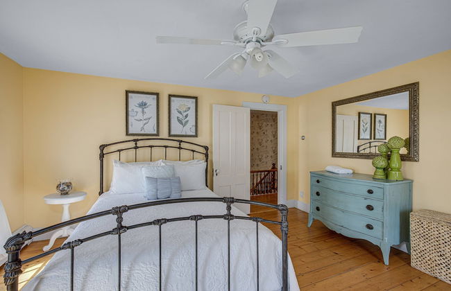 Riverside Charm - Photo 6