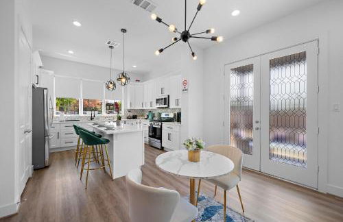 Luxury Home Near Med Center, Uptown & Downtown - Foto 8