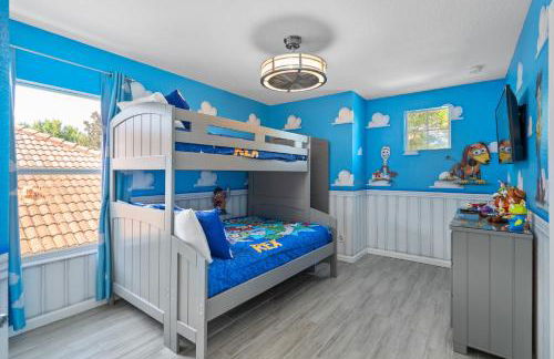 Luxury 5BR Villa Near Disney, Private Pool & Game Room - Foto 3