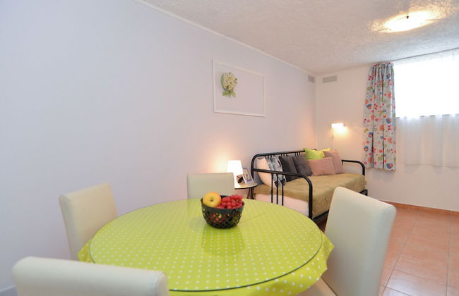 Apartment 669 - Photo 28