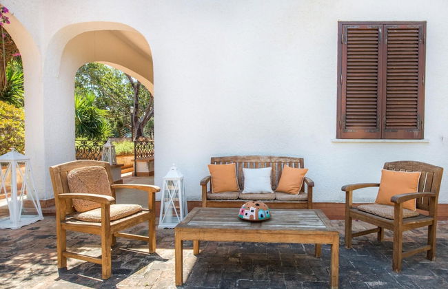 Una Scogliera sul Mare con Piscina by Wonderful Italy - Foto 6