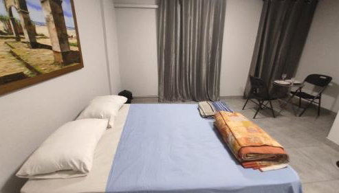 Kitnet independente muito confortável boa locaização - Foto 4