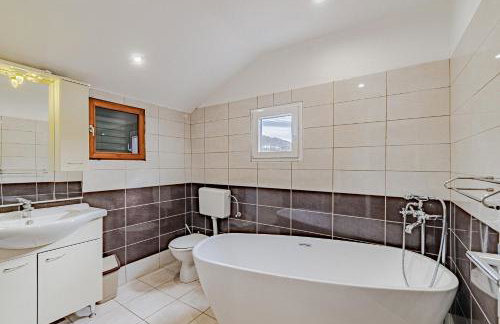 Villa Sea Edge - Photo 25