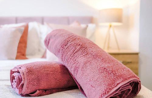 Comfy 3-BR Wirral Home | Free Parking & Wi-Fi - Foto 34