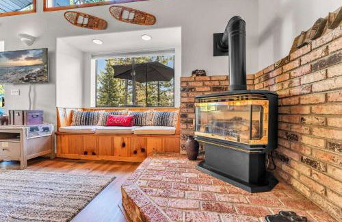 The Big Bear Chalet Private Hot Tub - Foto 11