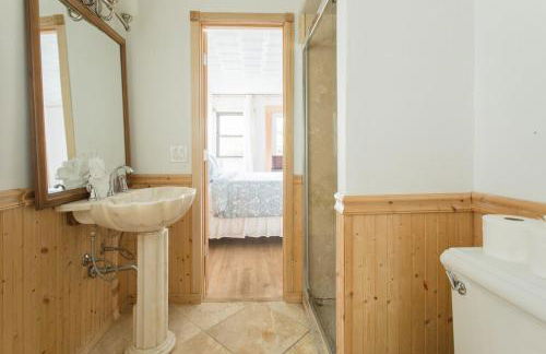 Southampton Village, 2 Fireplaces, Walk to All - Foto 27