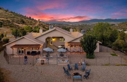 Lynx Lake Lux 6-BR HouseSleeps 22Hot TubGame Rm - Foto 121