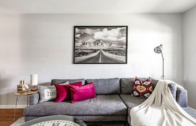 ELM - Modern 4BD / Private Pool & Walk to Biltmore - Foto 1