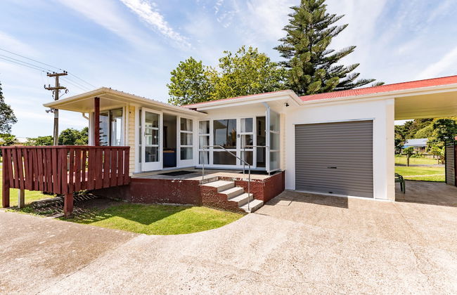 Waitangi Beach Bach 30A - Foto 26