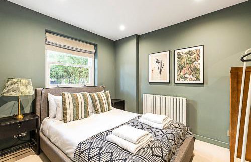 Stylish Shepherd's Bush Flat w/ Patio - Foto 3
