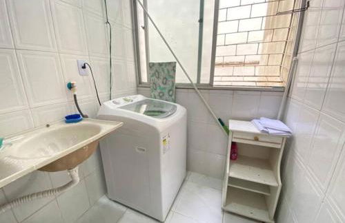 Apartamento Mobiliado com 3 Quartos, sendo 1 suíte - Foto 2