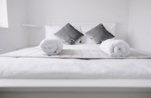 Gadbridge - 3 Bedroom House, parking and garden! - Foto 34