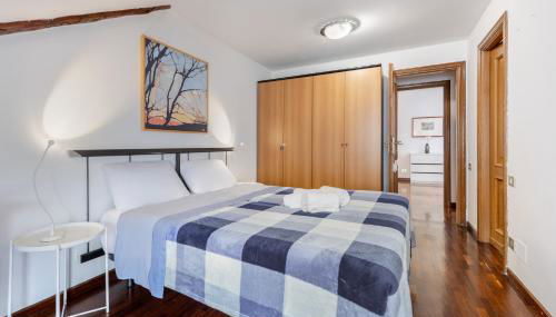 Porta Nuova - Trilocale in Palazzo Storico - Centro Città - Museo Egizio - Foto 5, wardrobe