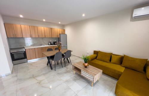 Loridis Central Apartments - Photo 1