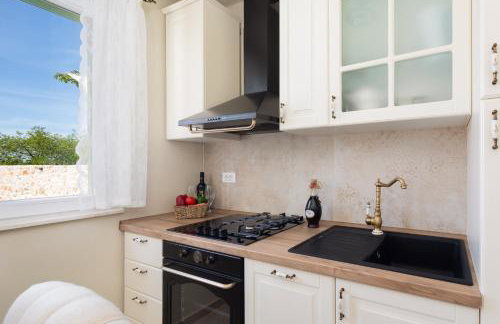 Villa Cavalleria Rusticana with heated pool and vineyard - Photo 23