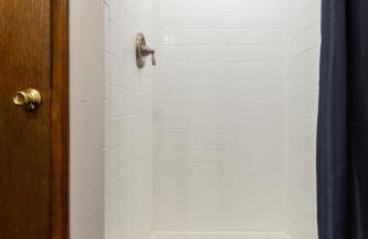 Cozy Loft Near Lake Trails and Mountain Views - Foto 25