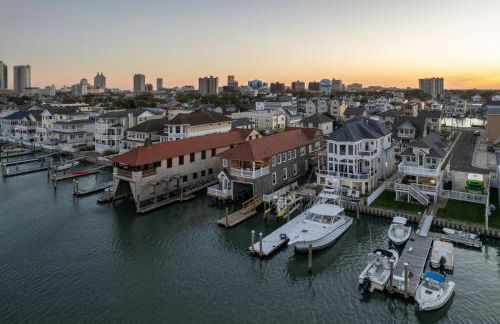 The Capone House-Historic Bayfront Home w/hot tub - Foto 53